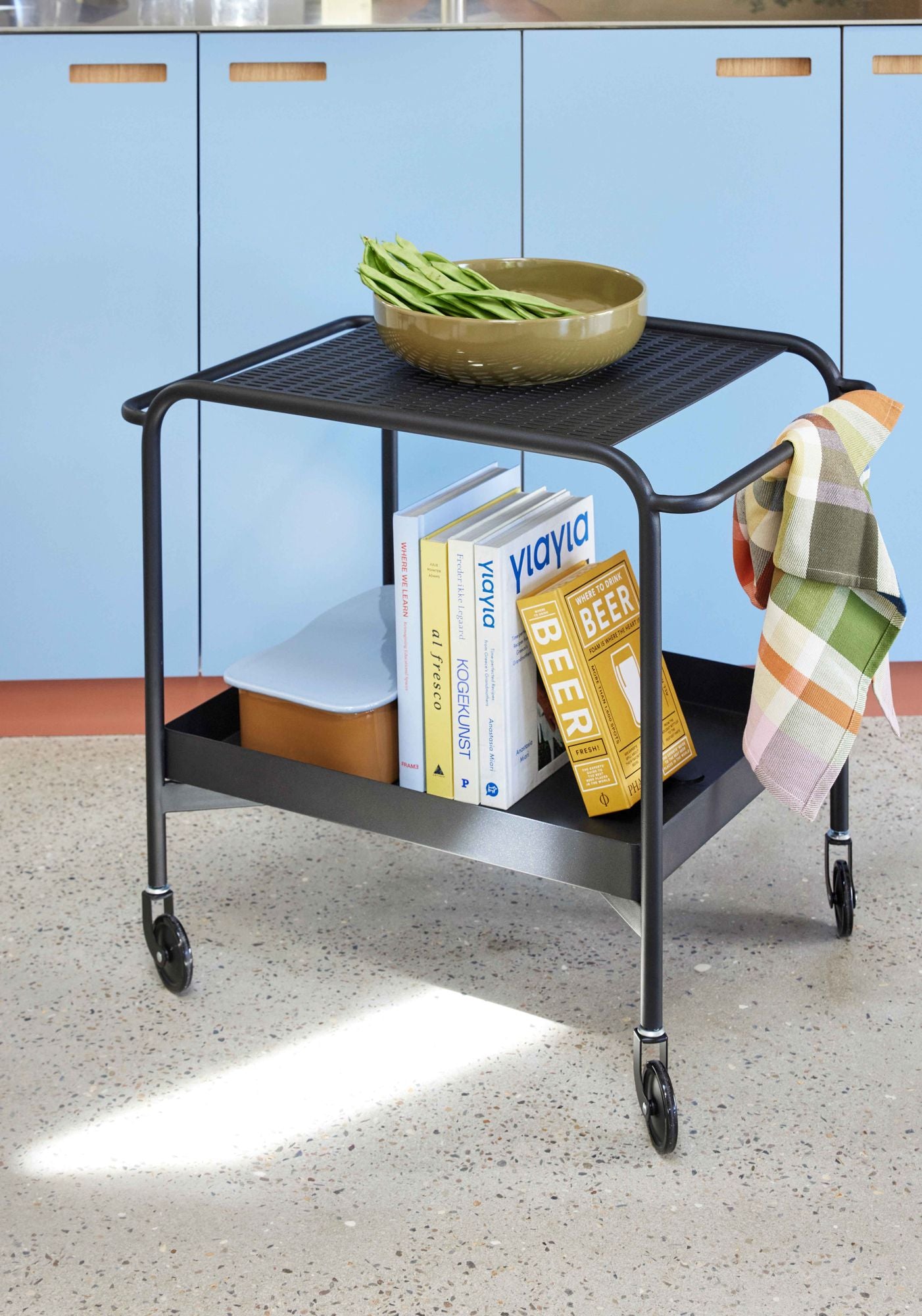 Hübsch Push Rolling Table Black
