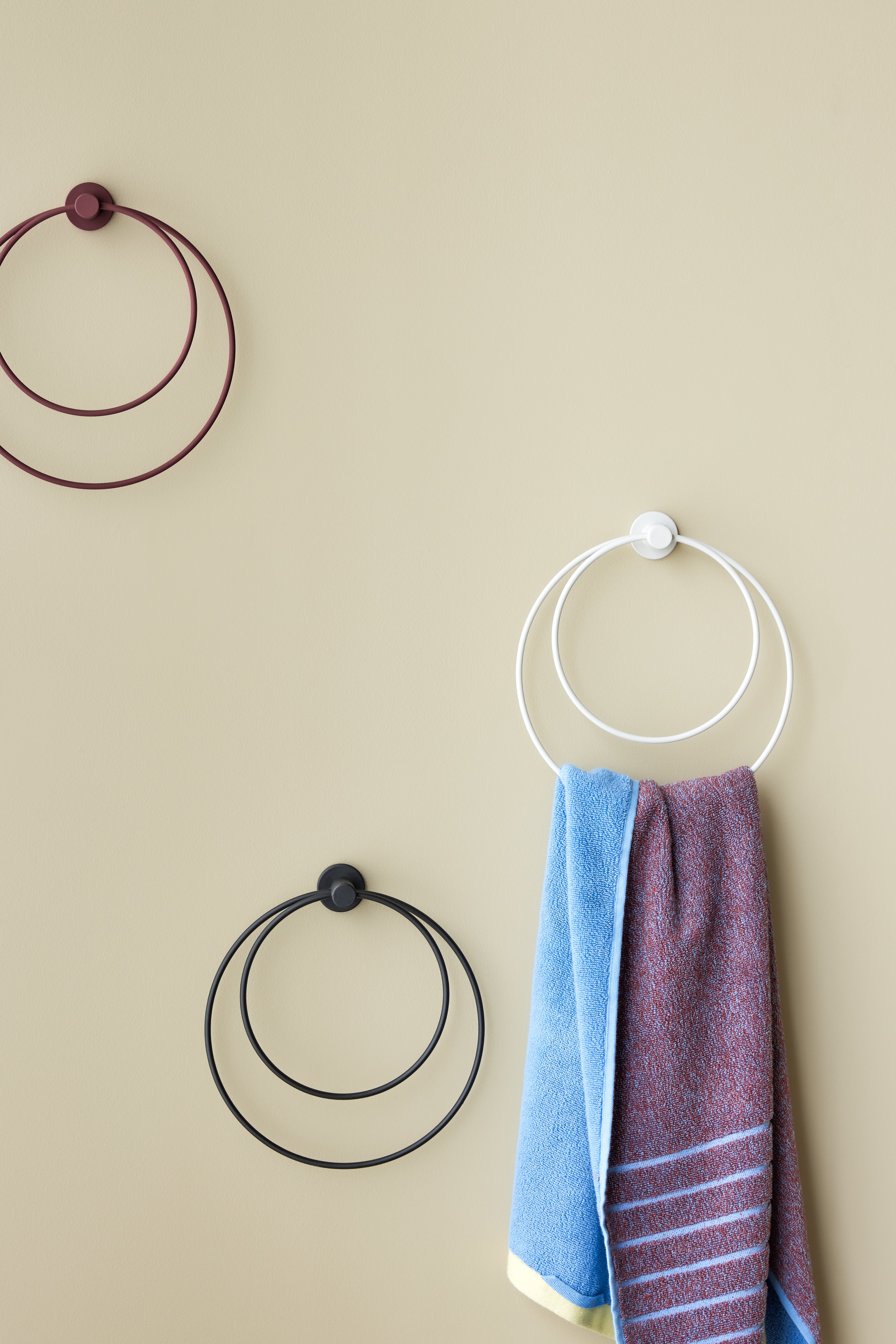 Loop Towel holder Light gray - 26x23cm