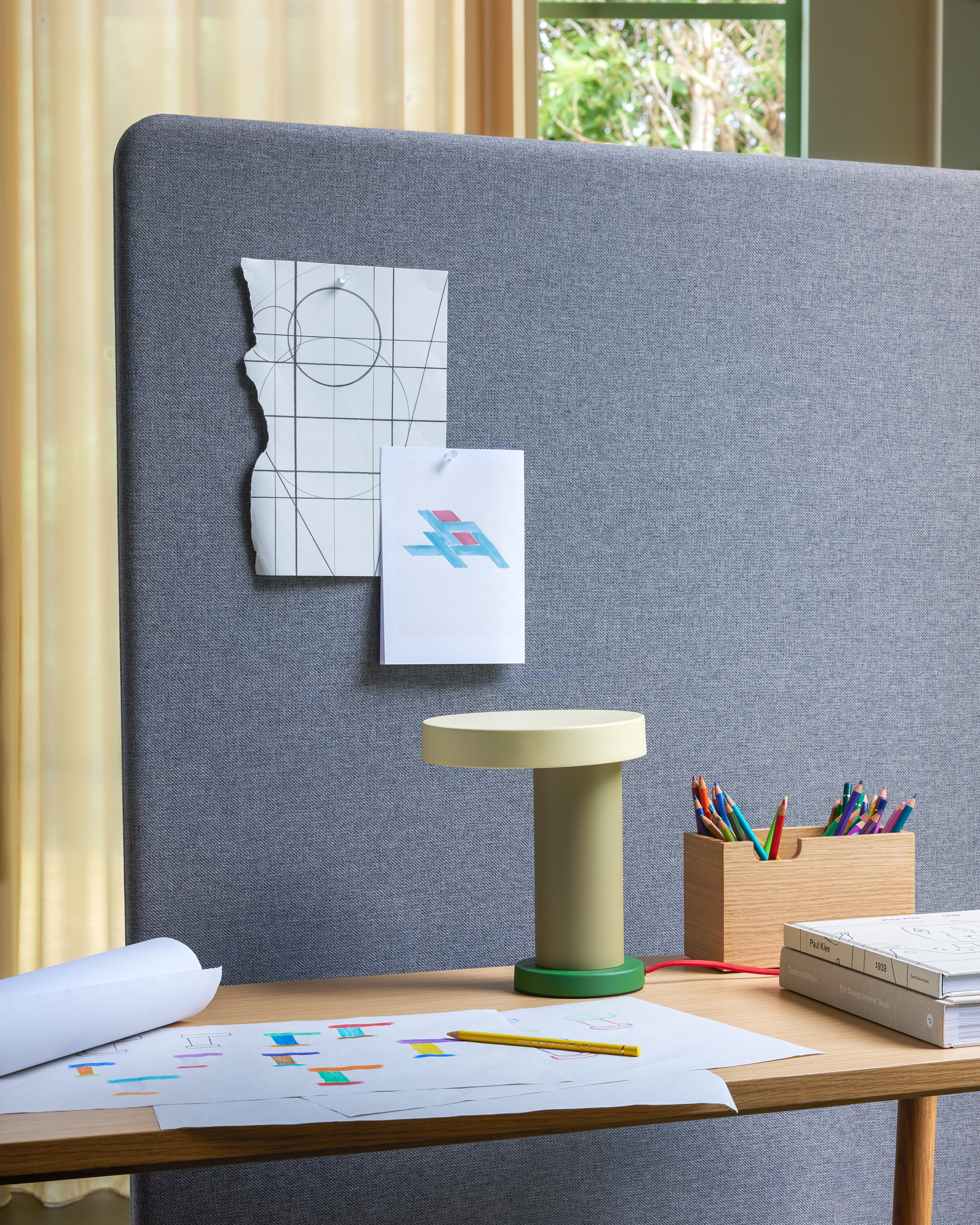 Magic table lamp Green/Olive Green - Ø20X H25cm, LED