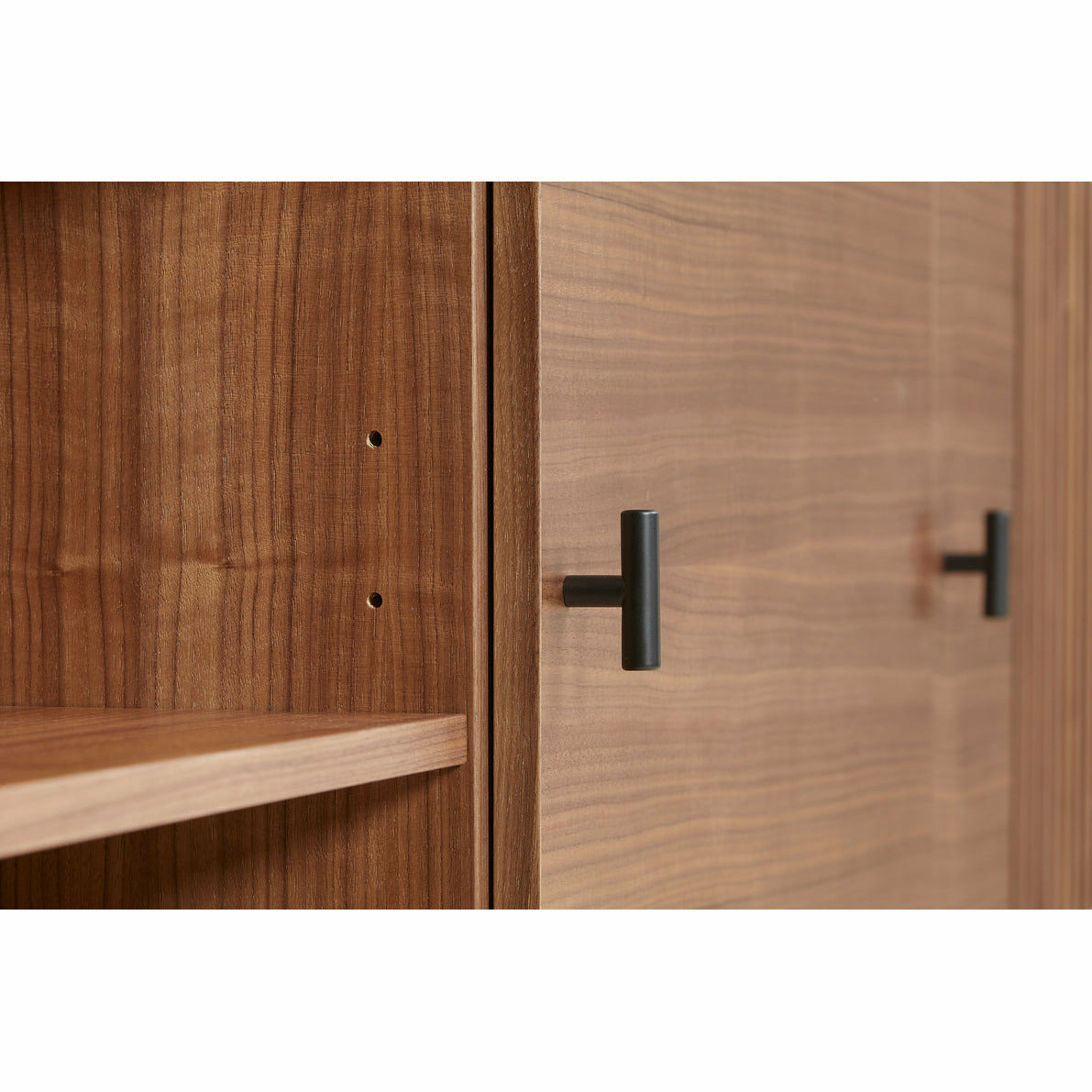 WOUD - Array low sideboard (150 cm) - Walnut - WOUD - DesignGaragen.dk