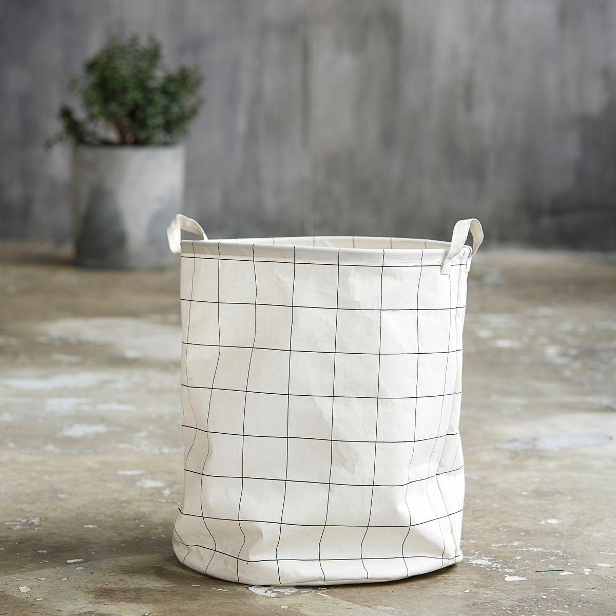 House Doctor - Laundry Bag, Squares, White/Black - H: 50 cm, DIA: 40 cm