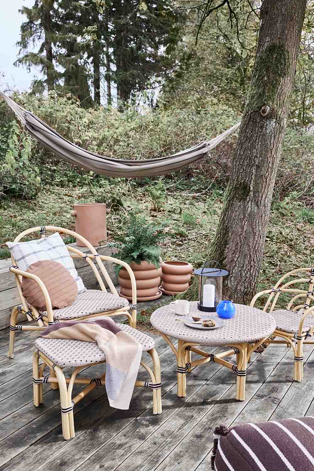 Oyoy Living Momi Outdoor Stool