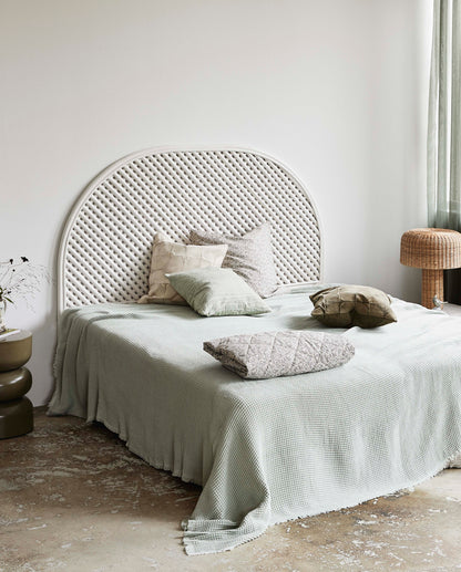 PHAI BEAD WITH IN RATTAN - WHITE