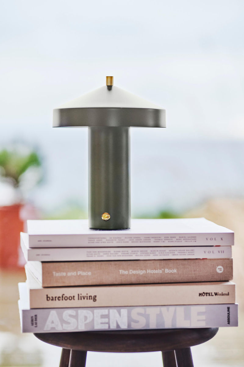 OYOY LIVING HATTO TABLE LAMP LED (EU)
