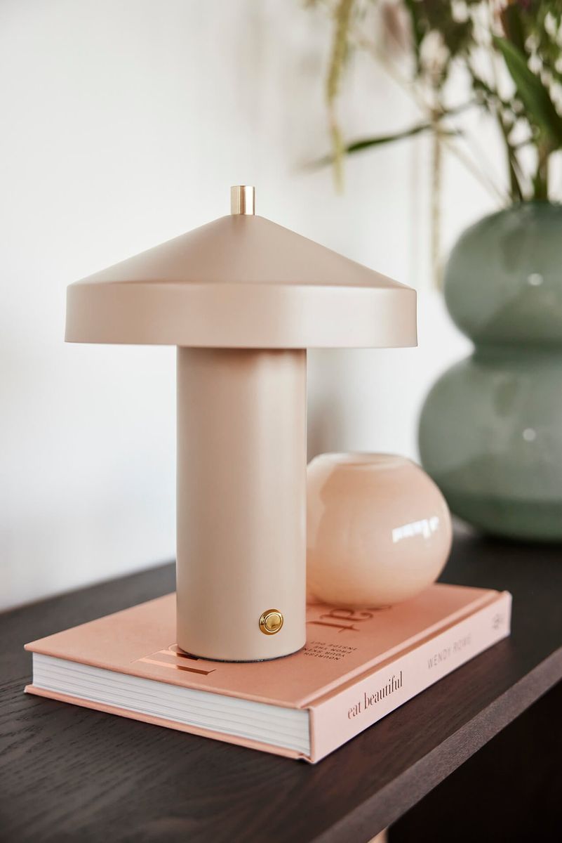OYOY LIVING HATTO TABLE LAMP LED (EU)