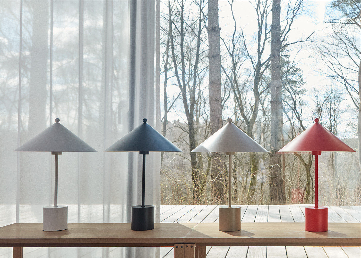 OYOY LIVING TABLE LAMP KASA - Cherry Red