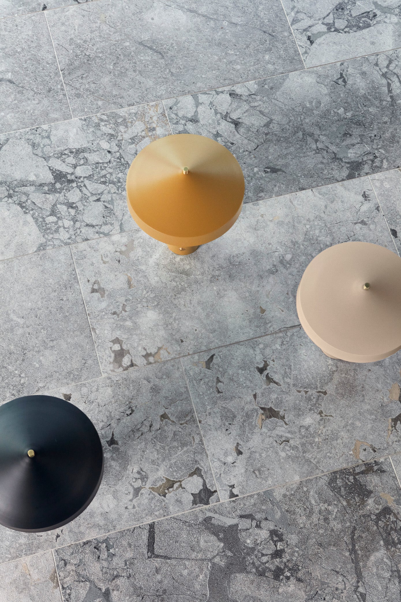 OYOY LIVING HATTO TABLE LAMP (EU)