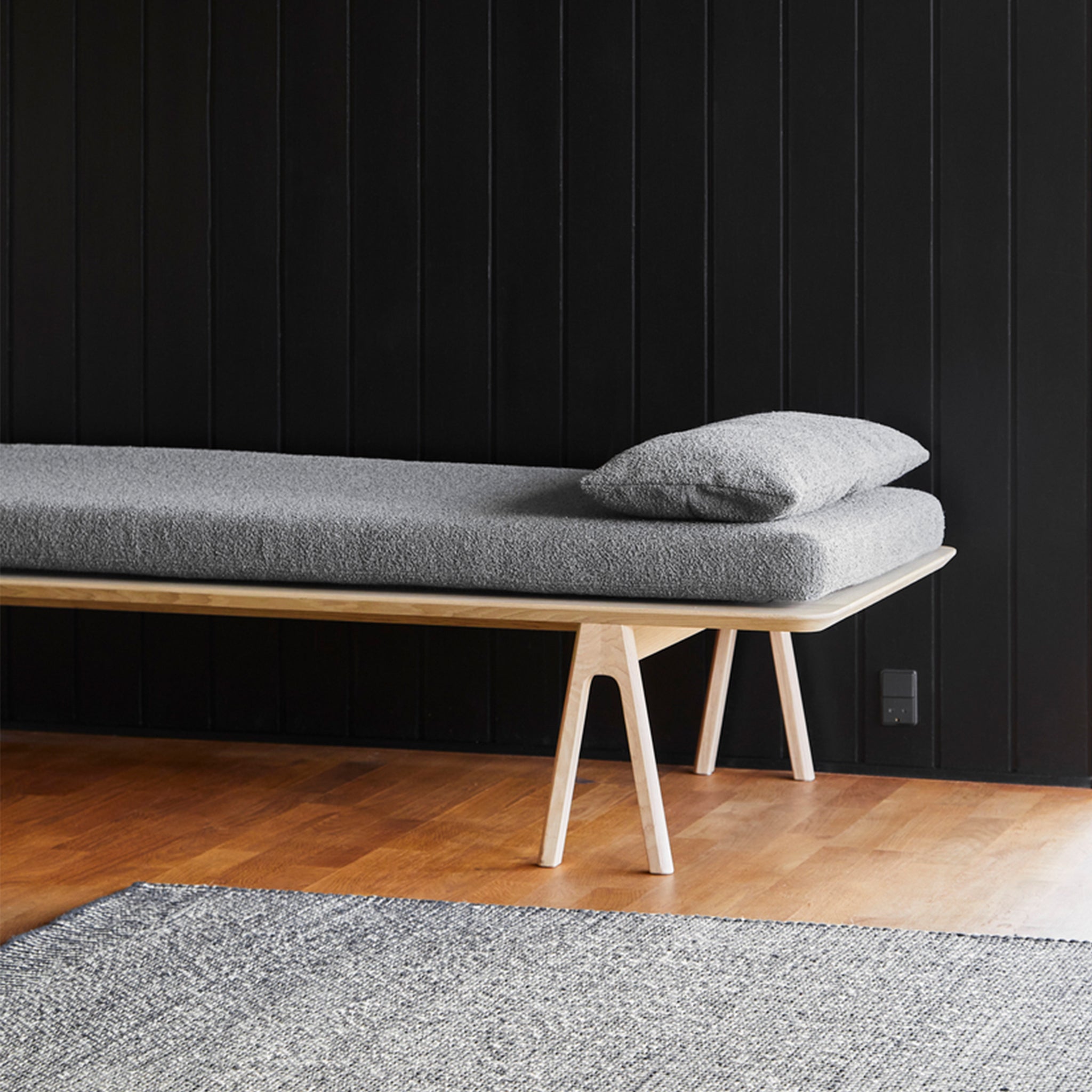 Woud - Level Daybed - Gray Bouclé/Oak 190x76.50x41 cm