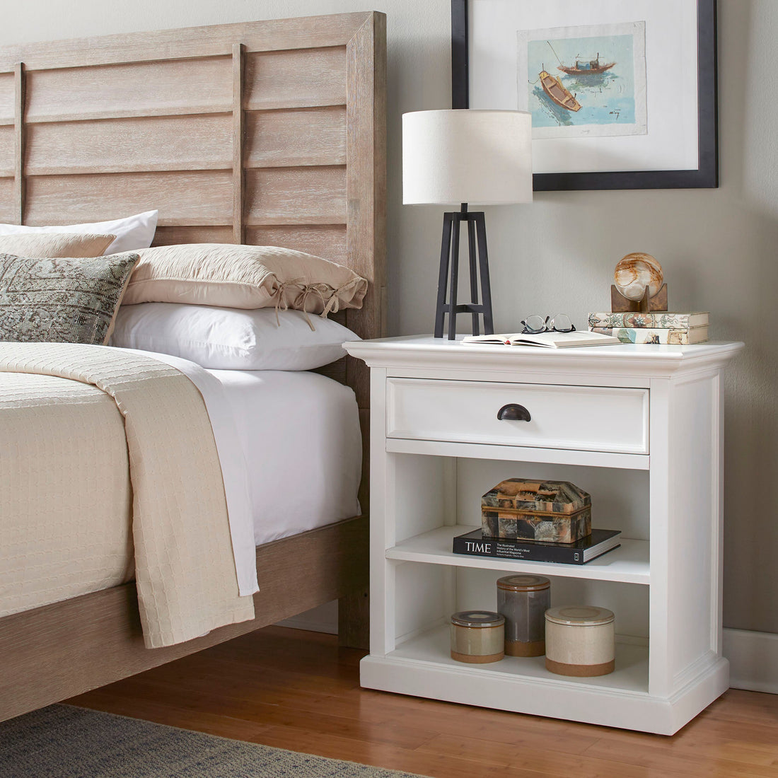 Halifax Grand bedside table with shelves