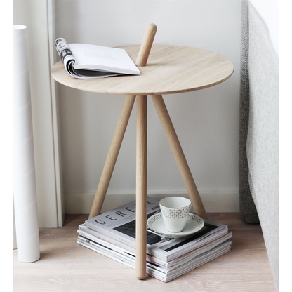 WOUD - Come Here side table - White pigmented oak - WOUD - DesignGaragen.dk