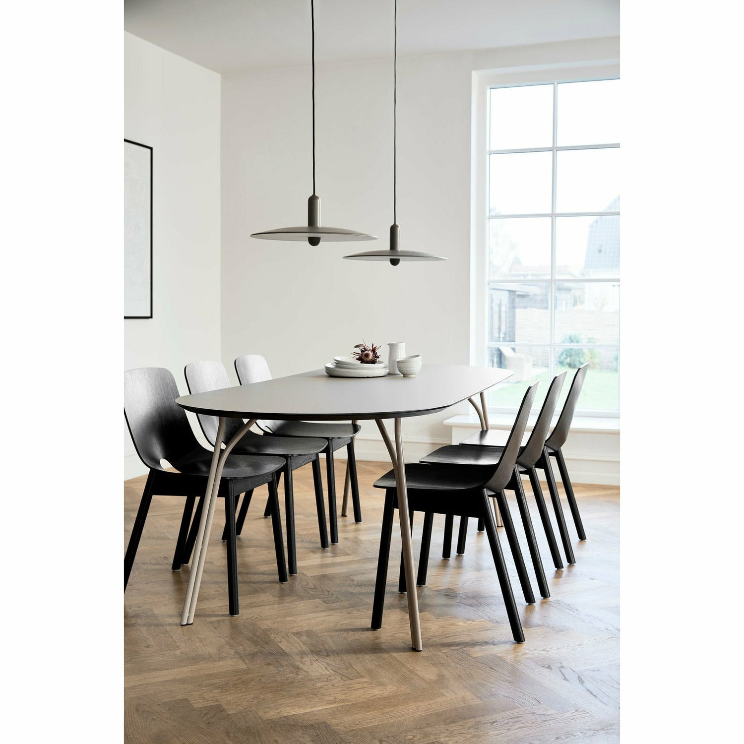 WOUD -  Tree dining table (220 cm) - Beige/black