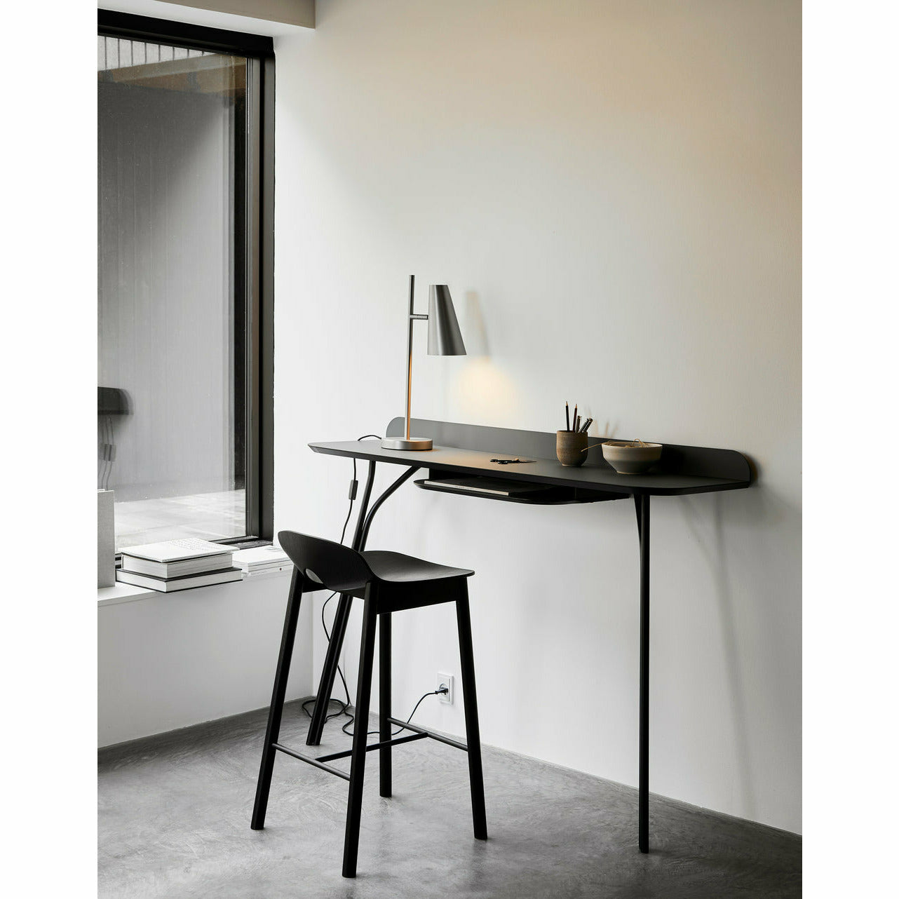 WOUD - Mono counter chair - Black - WOUD - DesignGaragen.dk