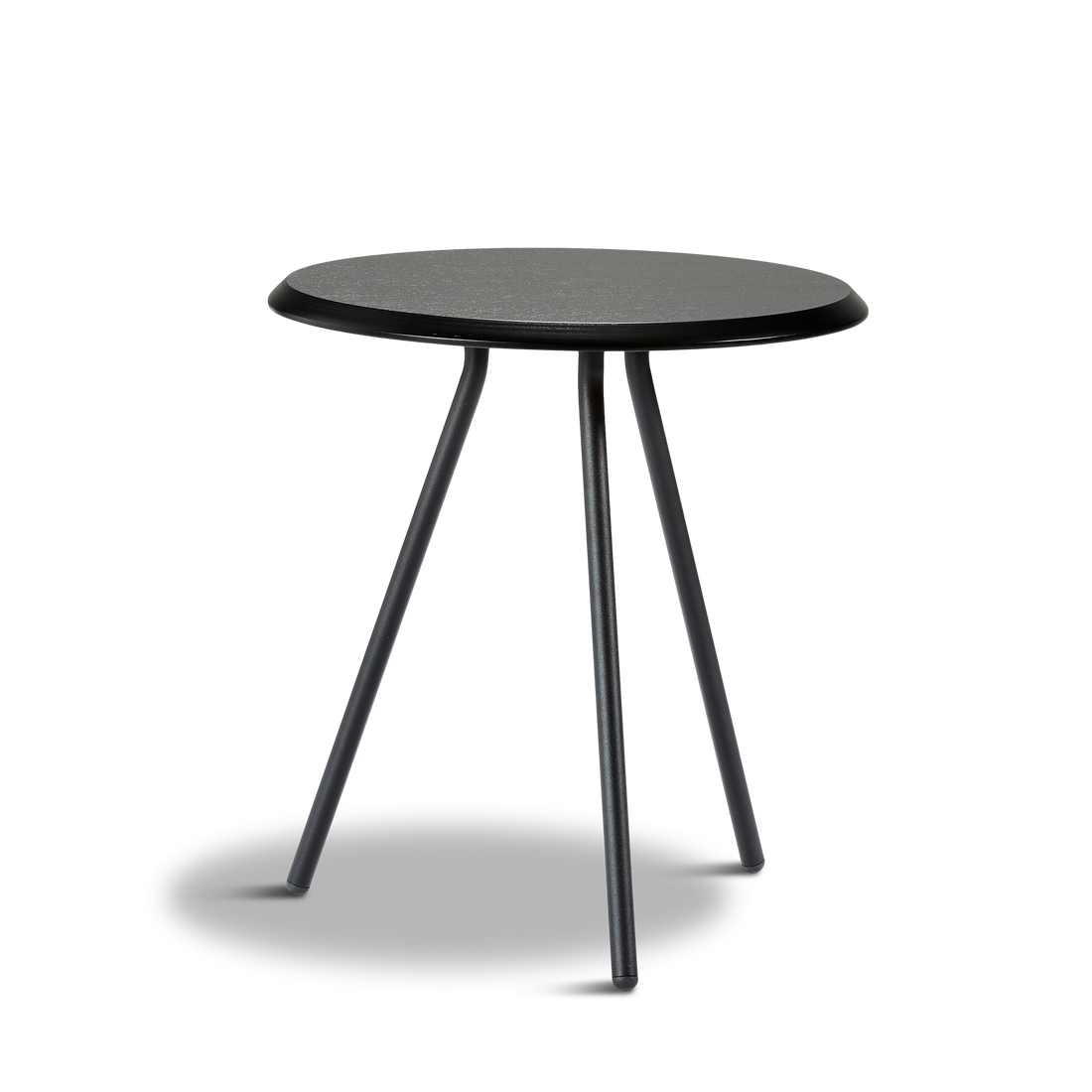 WOUD - Soround side table - Black ash (Ø45xH49) - WOUD - DesignGaragen.dk