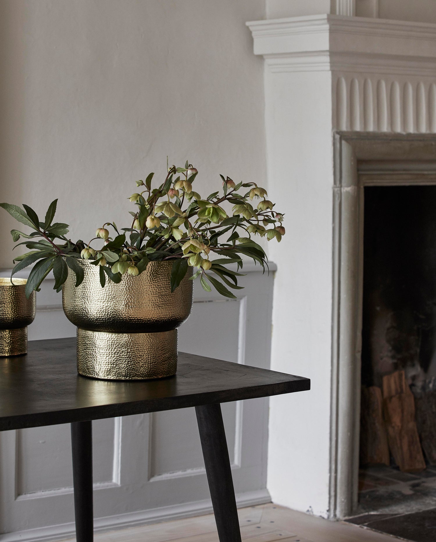 Alimia herbal pot in aluminum Ø31 cm - gold finish