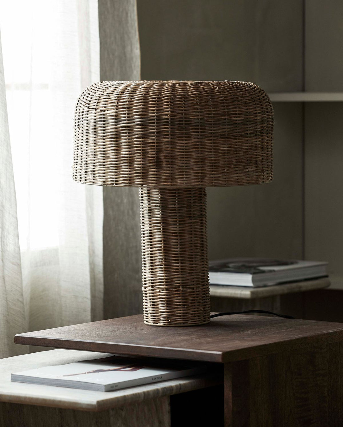 Atum table lamp in braided sugar cane - H50 cm - Nature