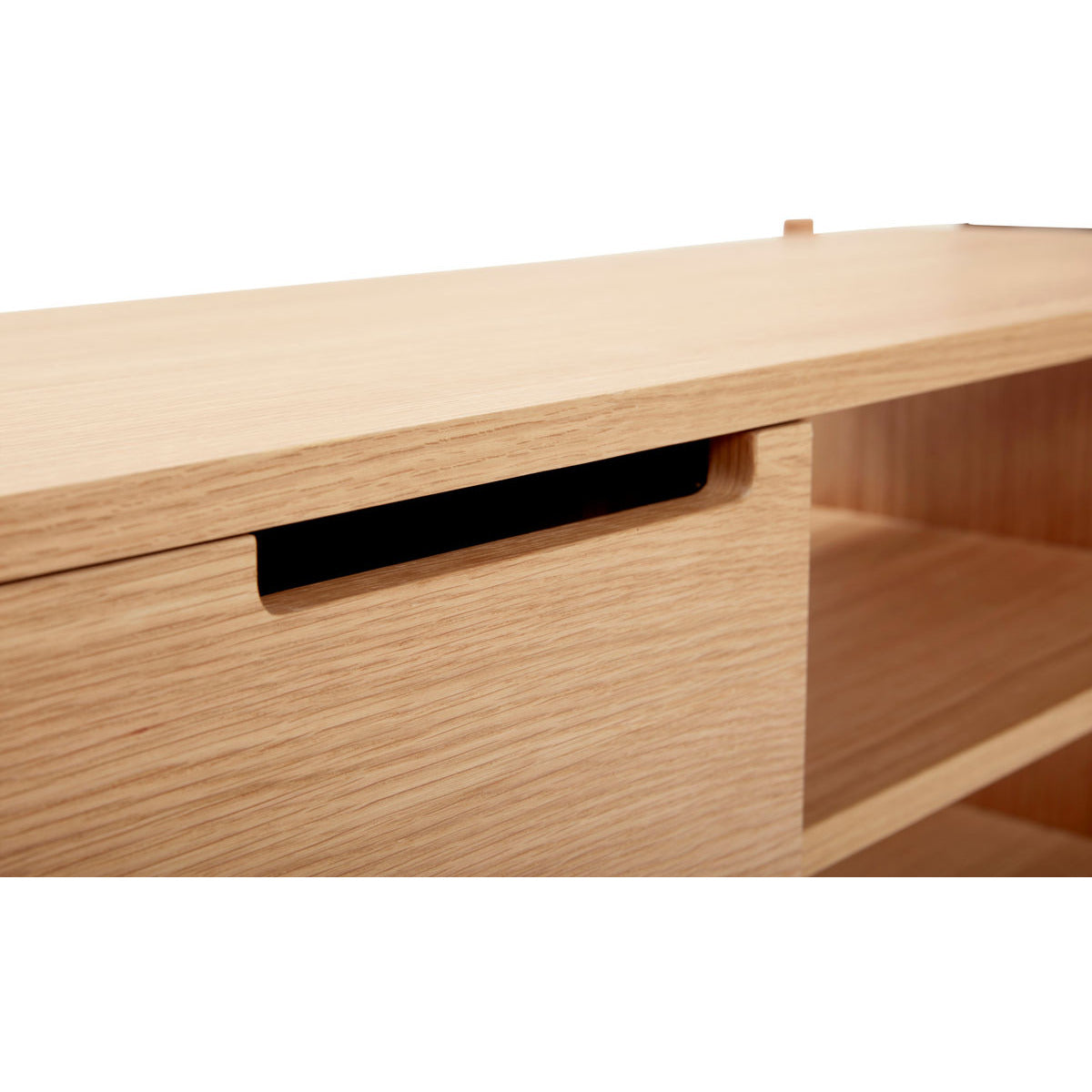 Hübsch people bestow nature