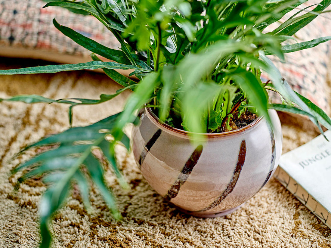 Bloomingville Iman Urtepotteskjuler, Rosa, Stentøj - Bloomingville - DesignGaragen.dk