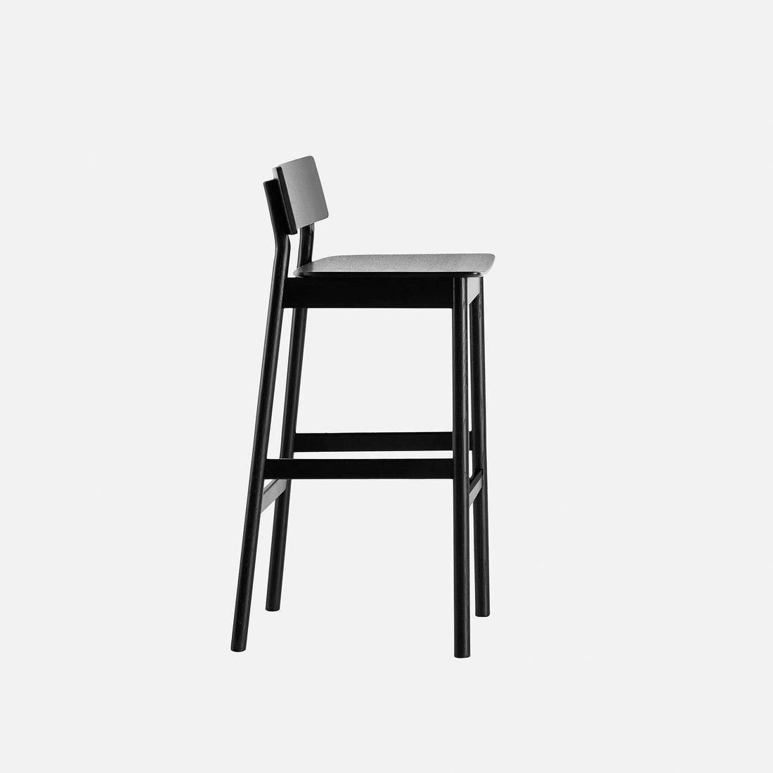 WOUD - Pause bar stool 2.0 - Black - WOUD - DesignGaragen.dk
