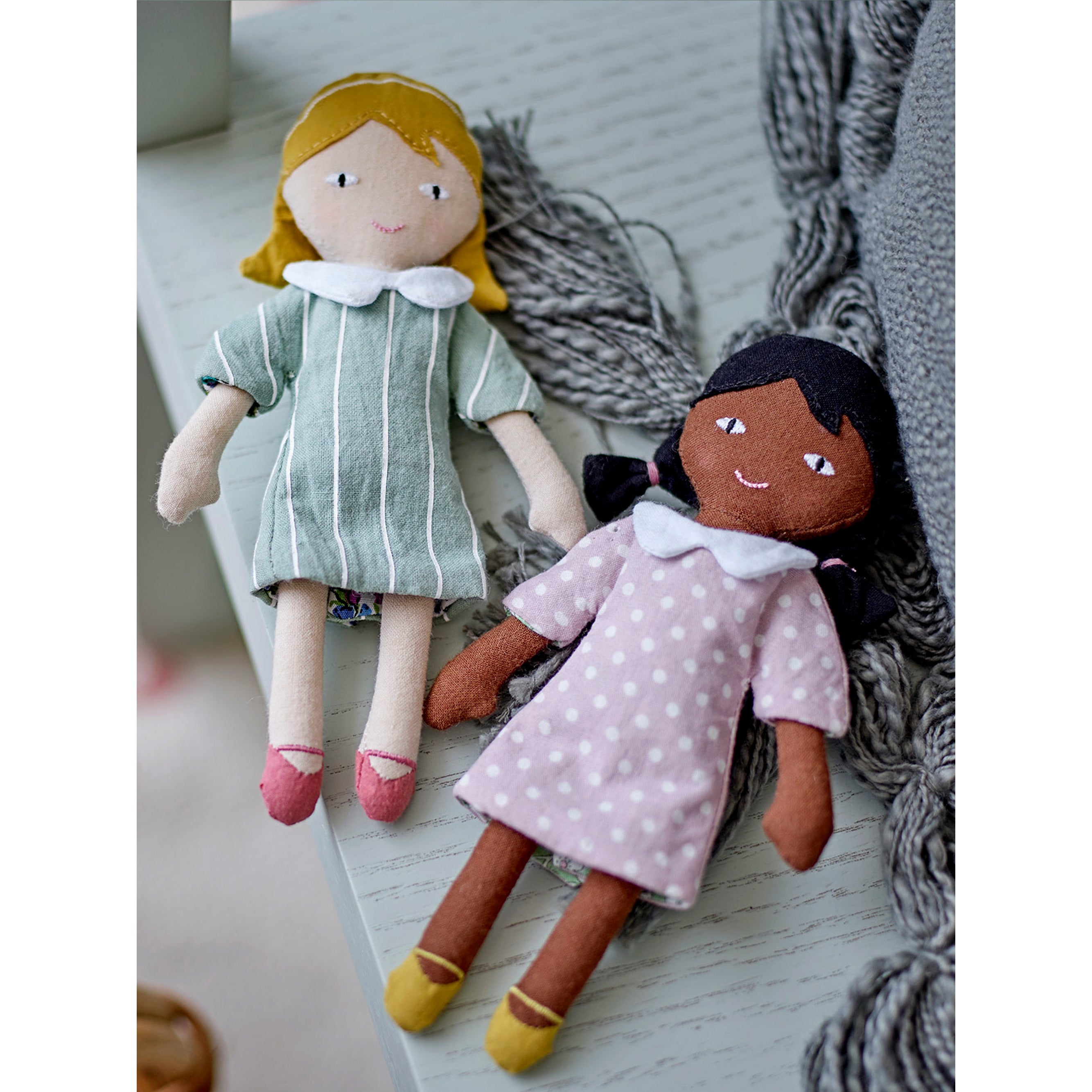 BLOOMINGVILLE MINI Hella &amp; Stella Doll, Lilla, Bomuld - L6xH16 cm, Set of 2 - DesignGaragen.dk.